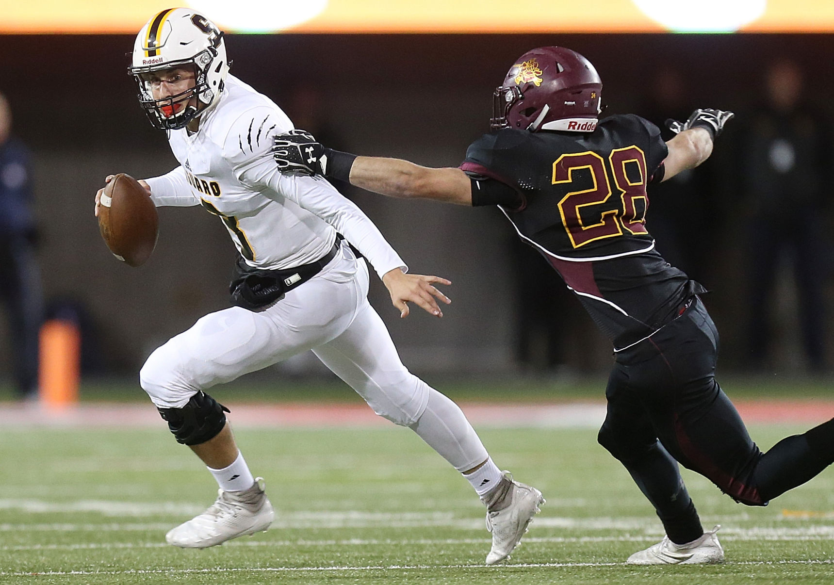 Scottsdale Saguaro vs. Salpointe Catholic in the 4A state championship football game